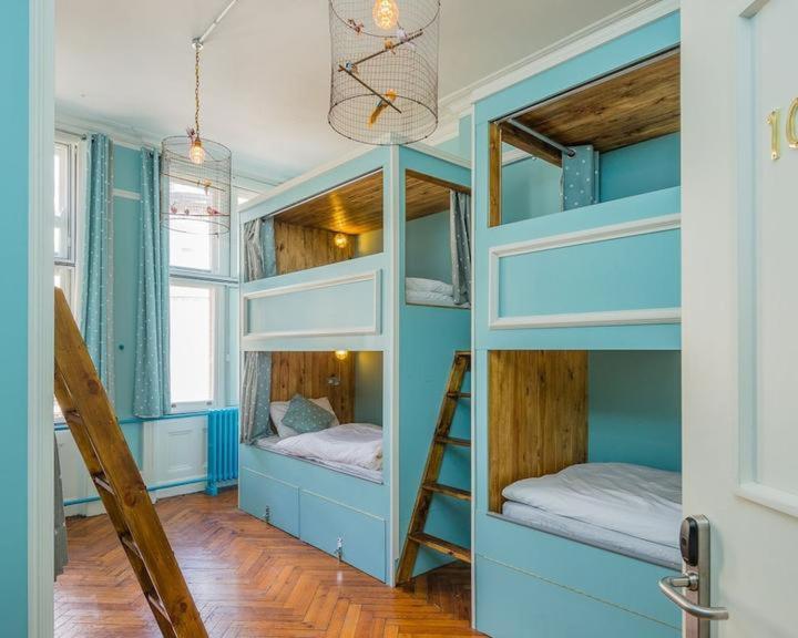 Mrs Potts Hostel Cardiff Ngoại thất bức ảnh