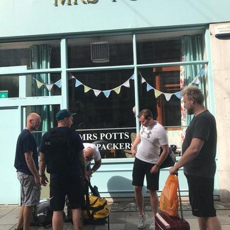 Mrs Potts Hostel Cardiff Ngoại thất bức ảnh