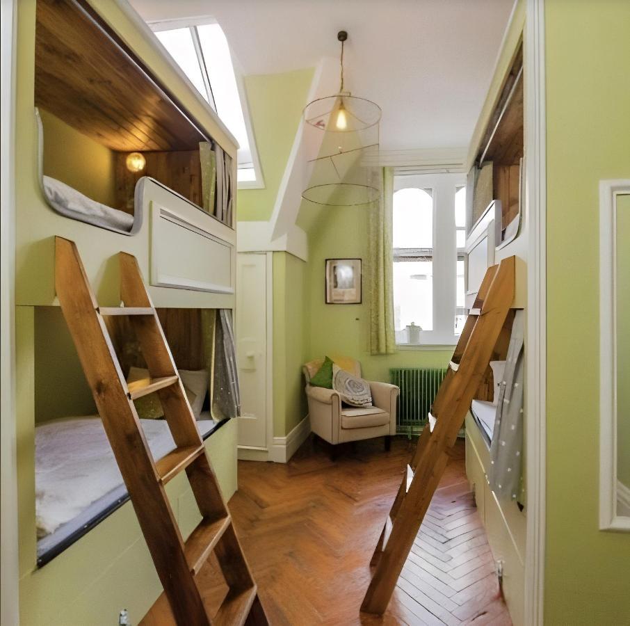 Mrs Potts Hostel Cardiff Ngoại thất bức ảnh