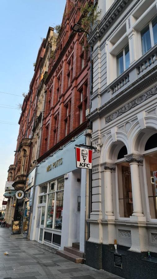 Mrs Potts Hostel Cardiff Ngoại thất bức ảnh